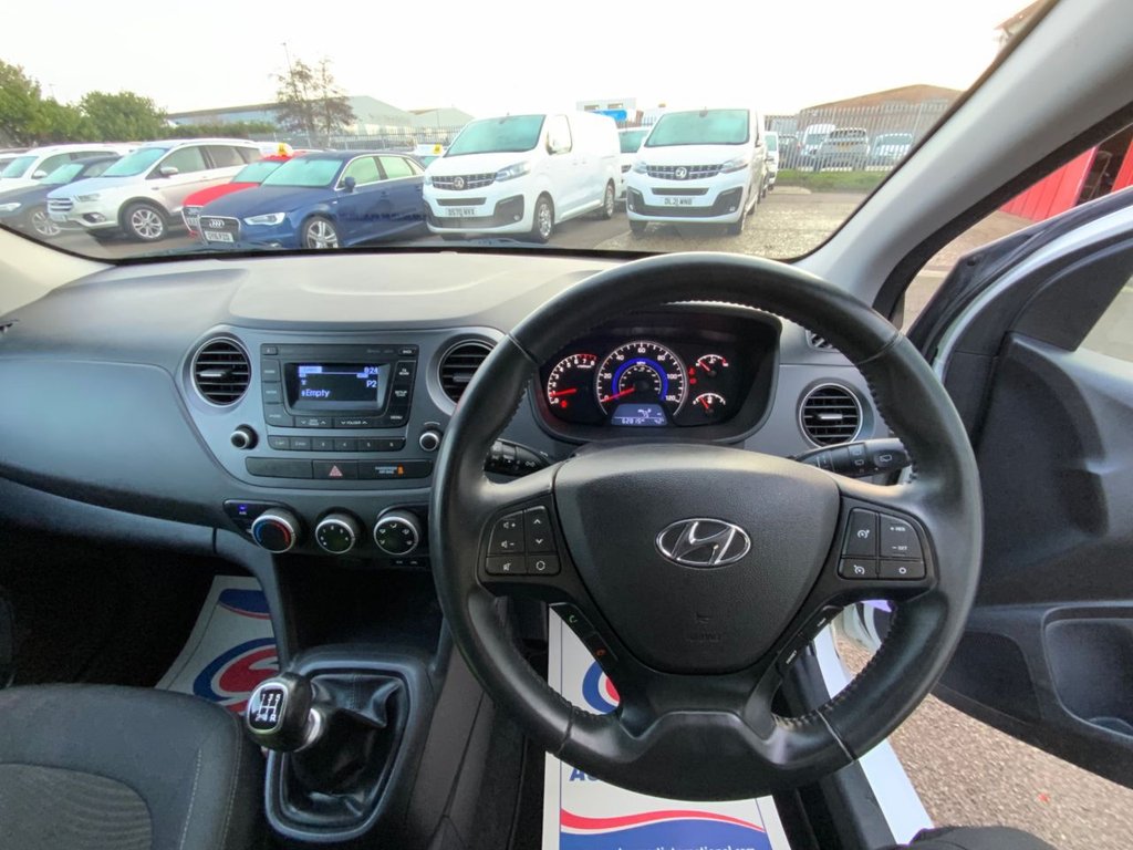 Used Hyundai i10 2019 for sale - 77288410: Photo 23
