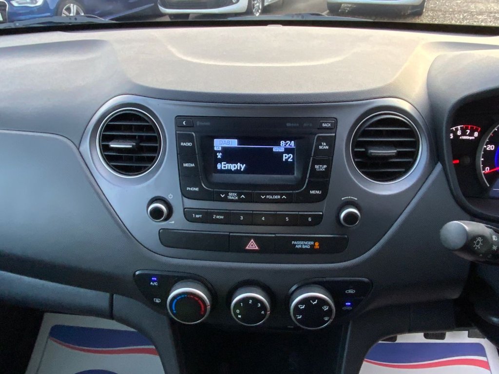 Used Hyundai i10 2019 for sale - 77288410: Photo 24