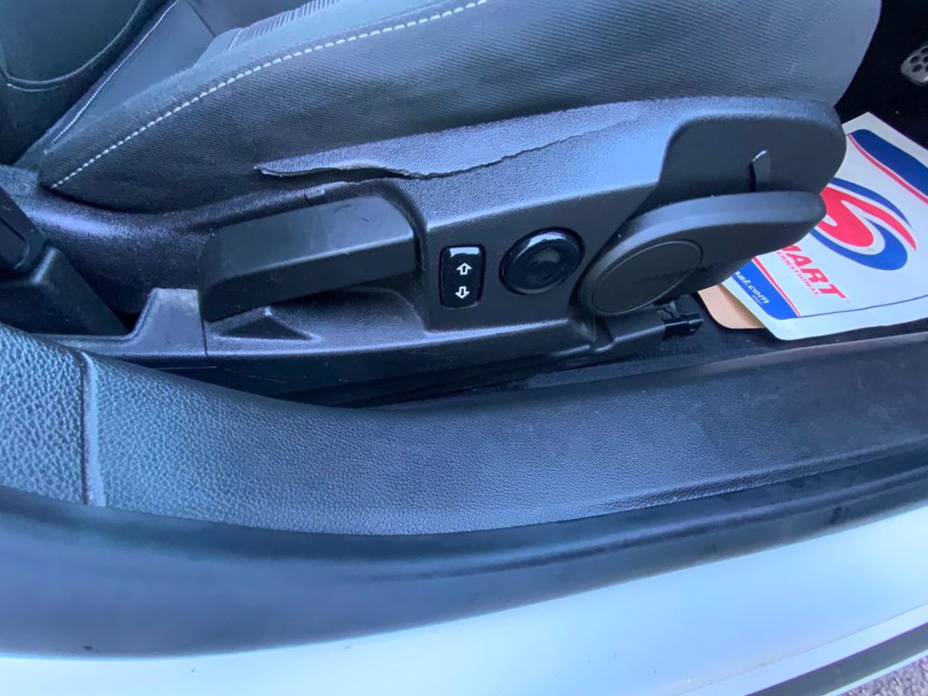 Used Vauxhall Insignia 2014 for sale - 76632336: Photo 14