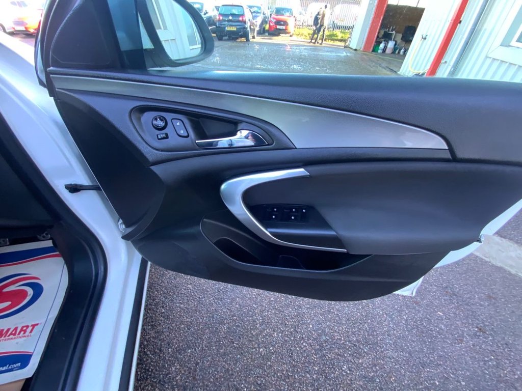 Used Vauxhall Insignia 2014 for sale - 76632336: Photo 17