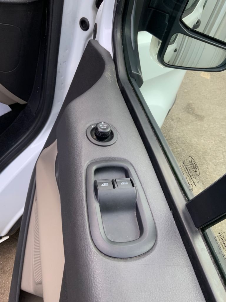 Used Ford Tourneo Custom 2018 for sale - 77820770: Photo 20