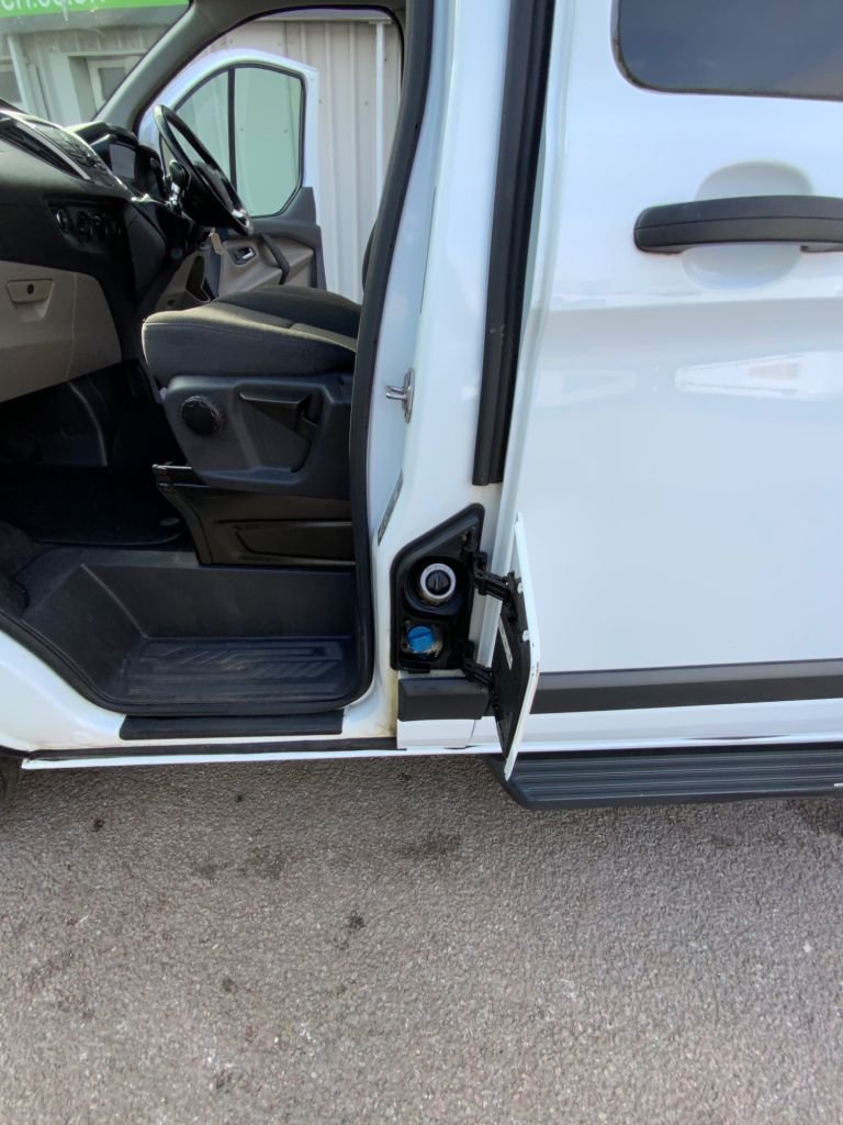 Used Ford Tourneo Custom 2018 for sale - 77820770: Photo 21