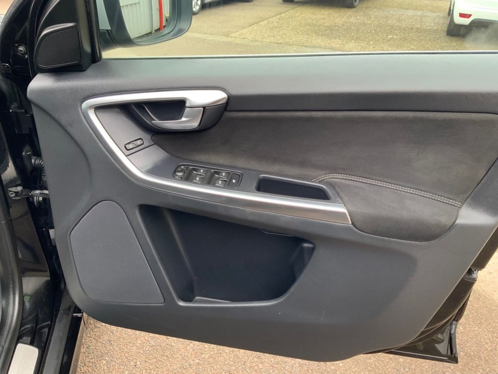 Used Volvo XC60 2017 for sale - 77967191: Photo 17