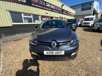 Used Renault Megane 2016 for sale - 74684865: Photo
