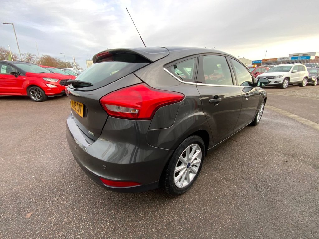 Used Ford Focus 2015 for sale - 76973833: Photo 11