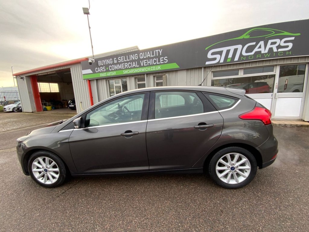 Used Ford Focus 2015 for sale - 76973833: Photo 14