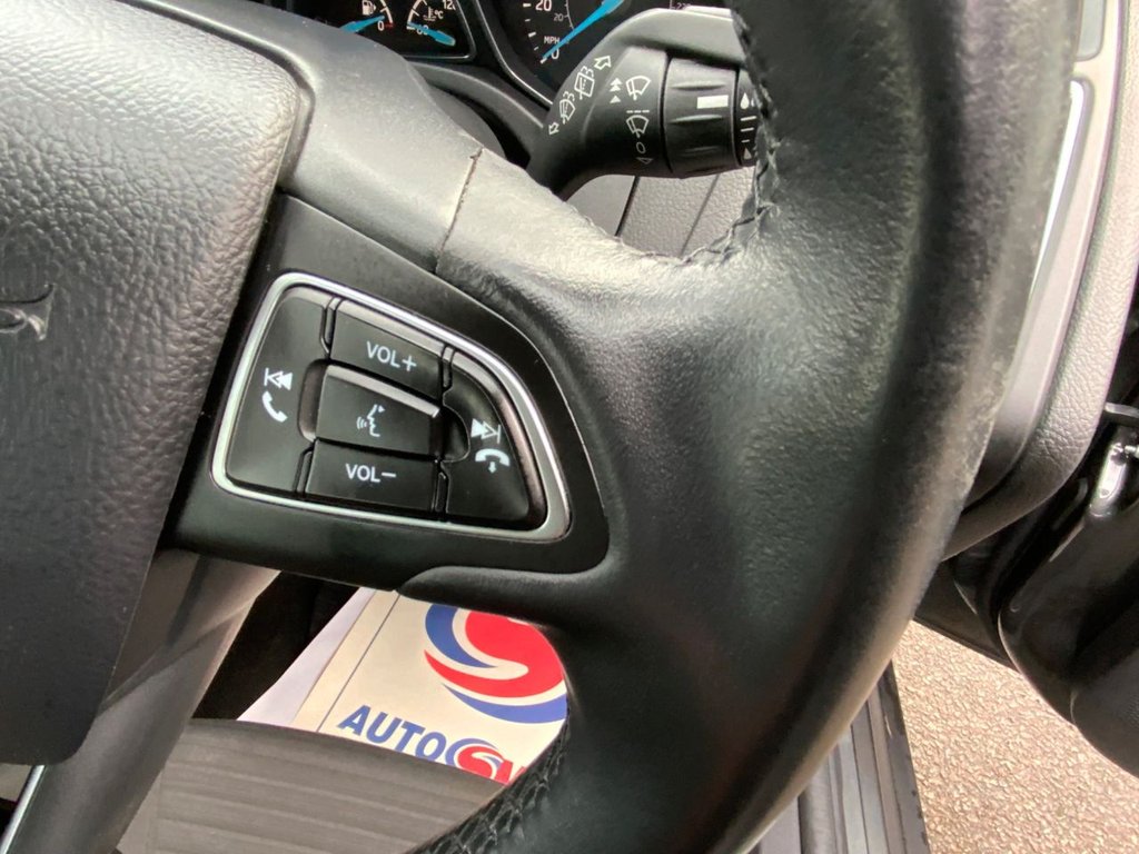 Used Ford Focus 2015 for sale - 76973833: Photo 17