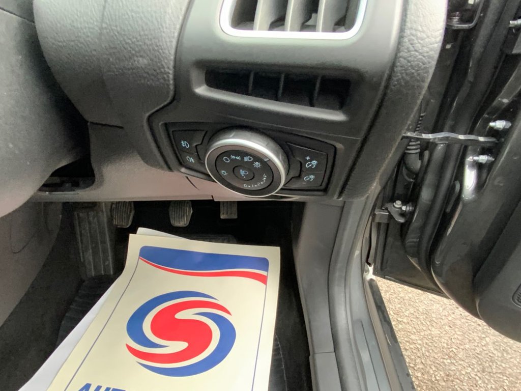 Used Ford Focus 2015 for sale - 76973833: Photo 23