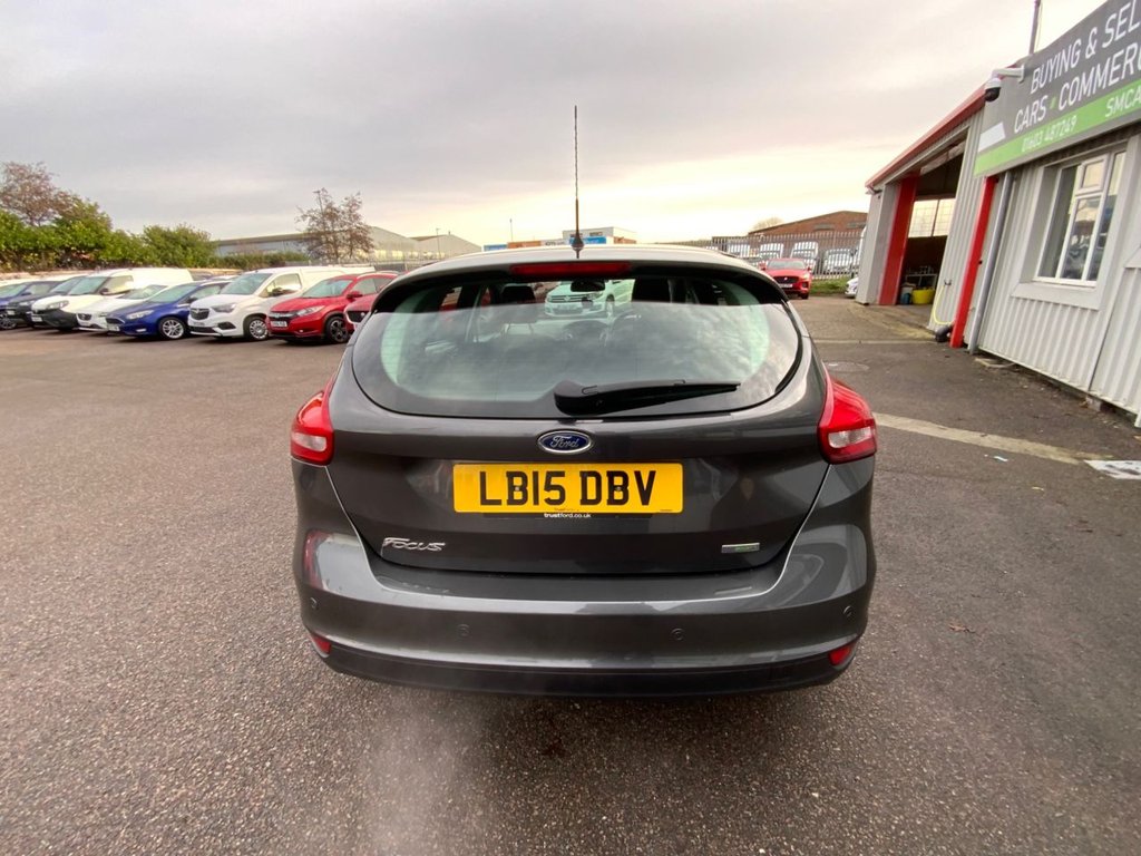 Used Ford Focus 2015 for sale - 76973833: Photo 4