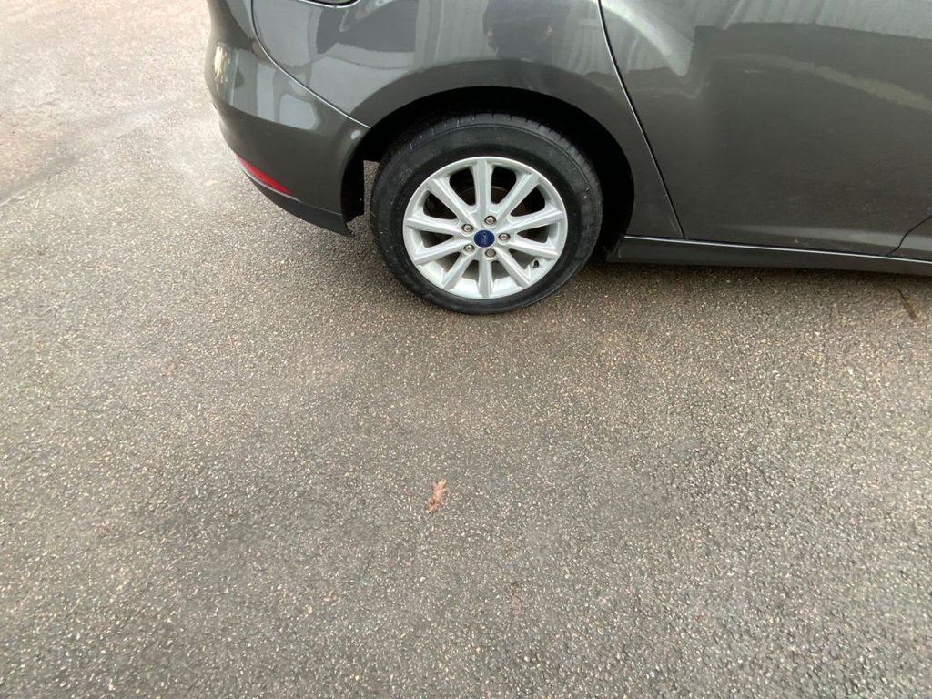 Used Ford Focus 2015 for sale - 76973833: Photo 40