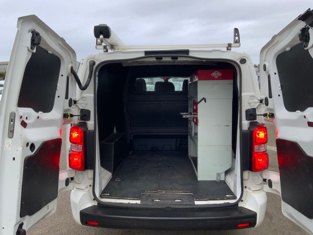 Used Vauxhall Vivaro 2021 for sale - 77631790: Photo 20