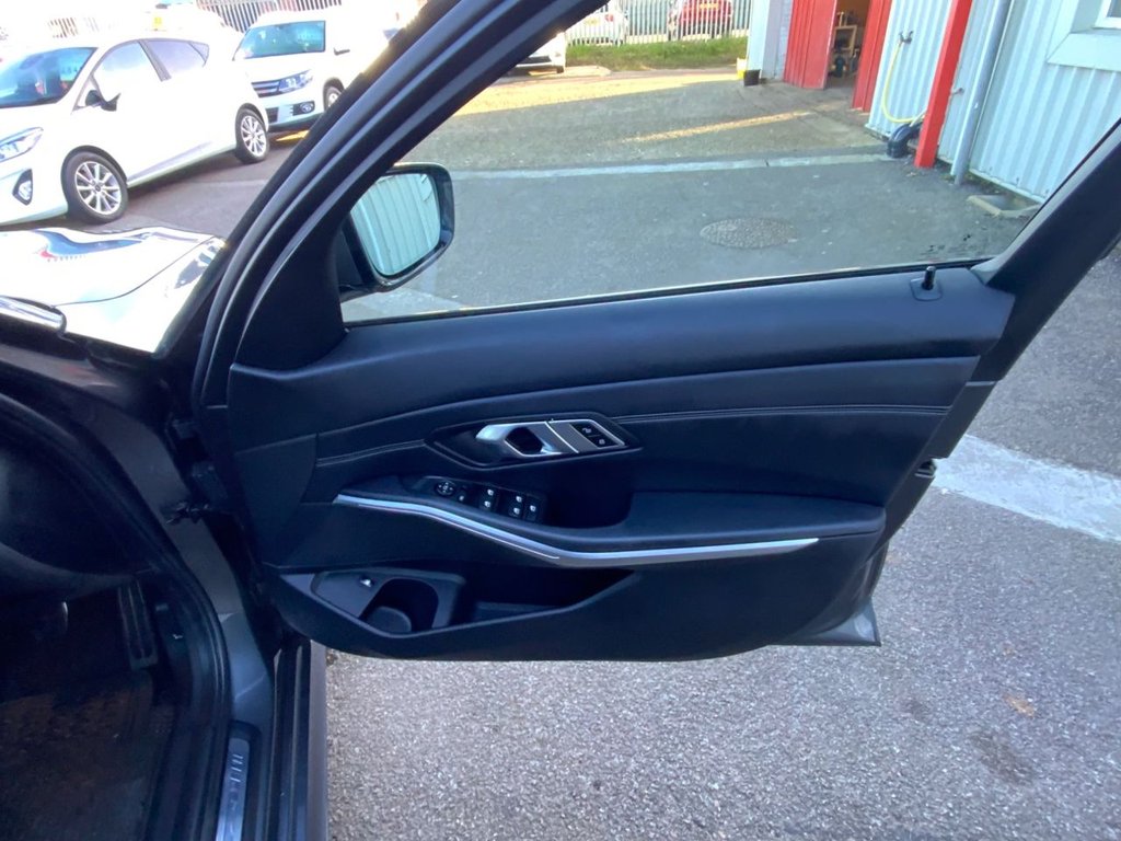 Used BMW 3 Series 2021 for sale - 77089292: Photo 14