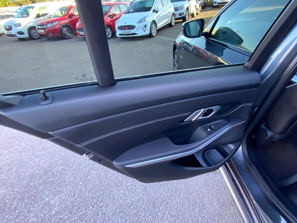 Used BMW 3 Series 2021 for sale - 77089292: Photo 18