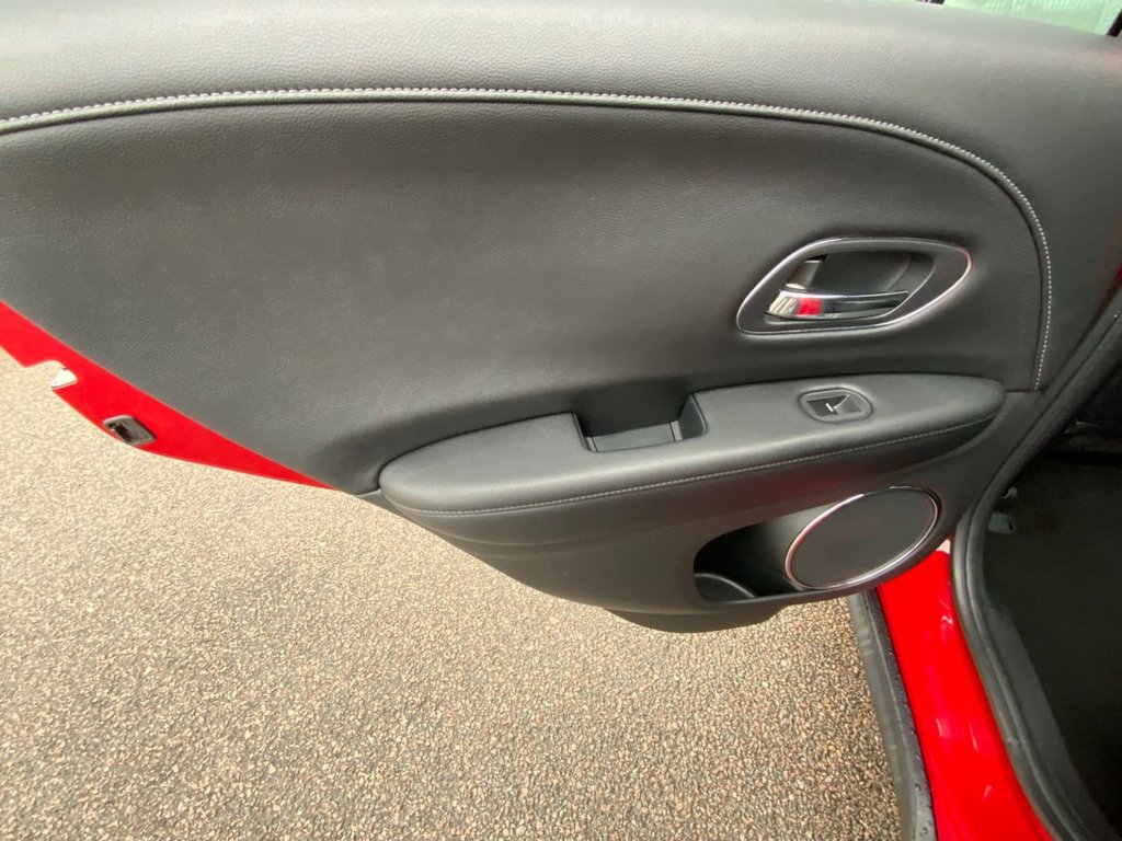 Used Honda HR-V 2015 for sale - 76406788: Photo 39