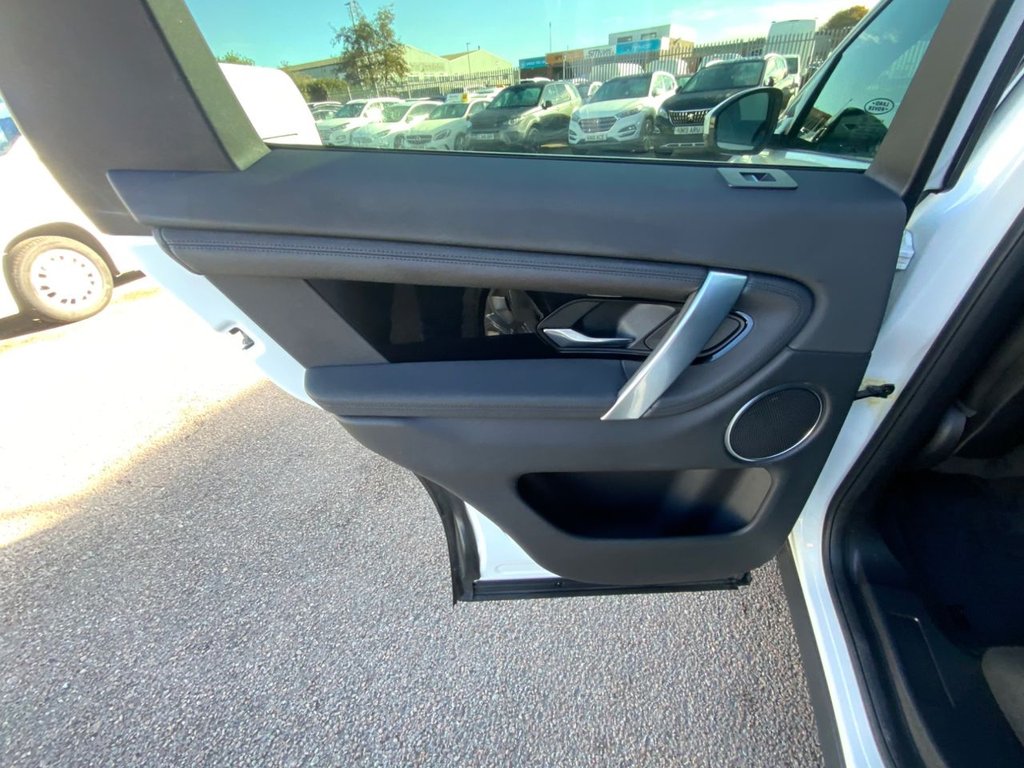 Used Land Rover Discovery Sport 2020 for sale - 76333872: Photo 42