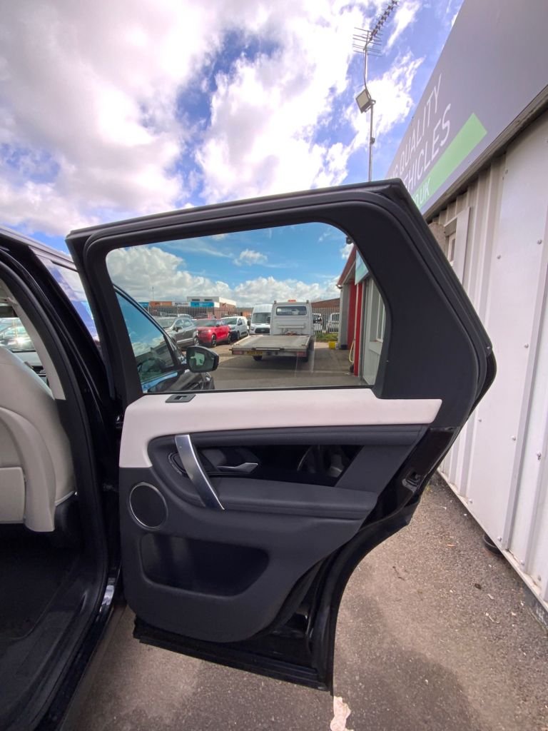 Used Land Rover Discovery Sport 2019 for sale - 78017818: Photo 16