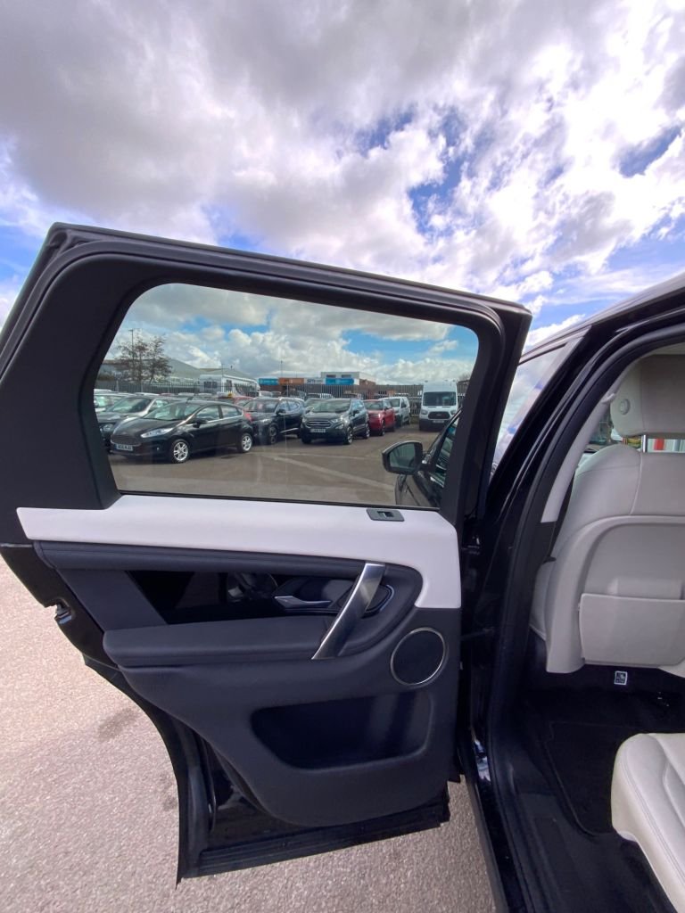 Used Land Rover Discovery Sport 2019 for sale - 78017818: Photo 26