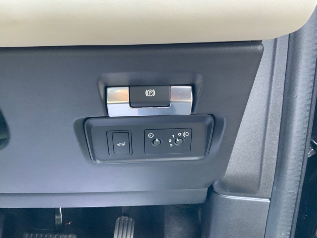 Used Land Rover Discovery Sport 2019 for sale - 78017818: Photo 45