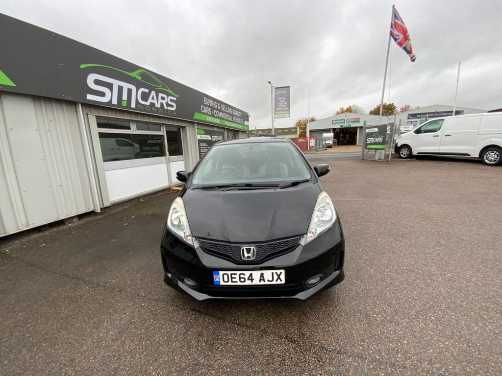Used Honda Jazz 2014 for sale - 76396073: Photo 3