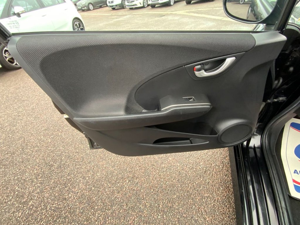 Used Honda Jazz 2014 for sale - 76396073: Photo 36