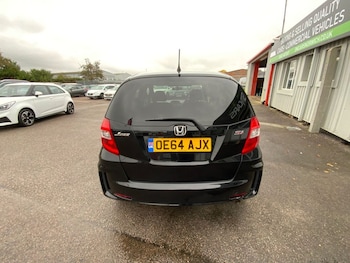 Used Honda Jazz 2014 for sale - 76396073: Photo