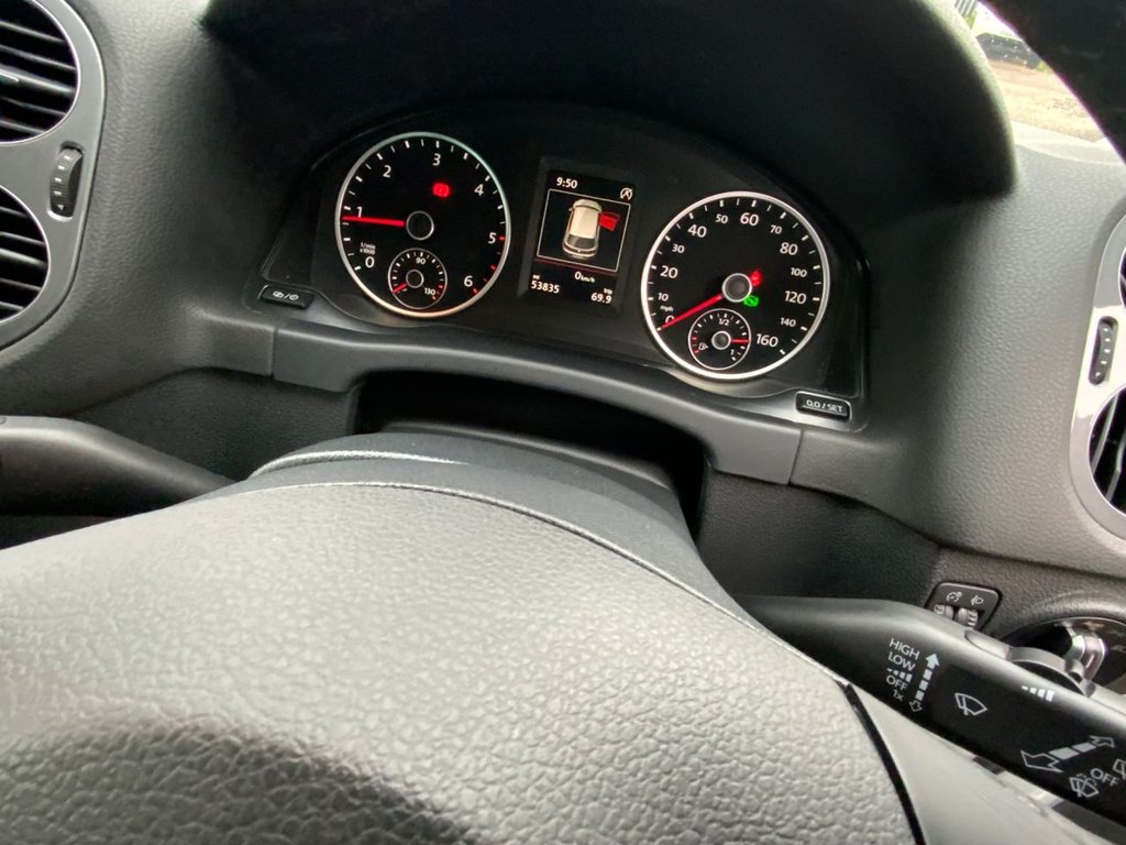 Used Volkswagen Tiguan 2015 for sale - 76368075: Photo 23