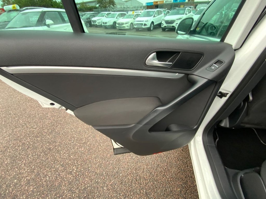 Used Volkswagen Tiguan 2015 for sale - 76368075: Photo 38