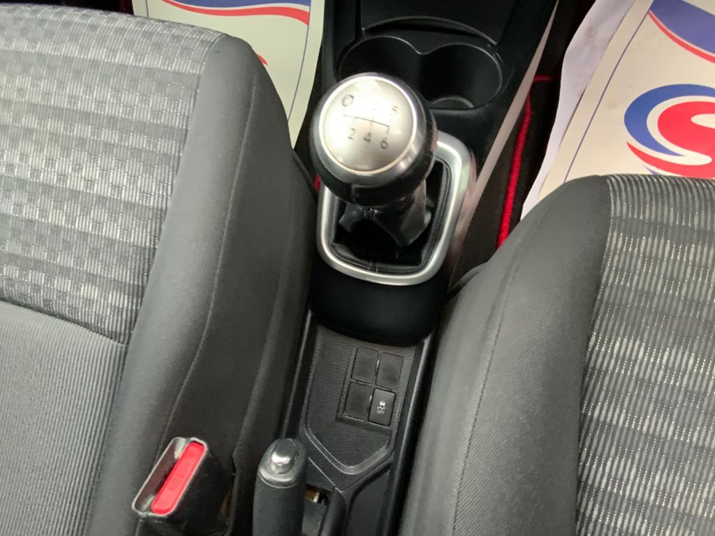 Used Toyota Yaris 2016 for sale - 76396258: Photo 25