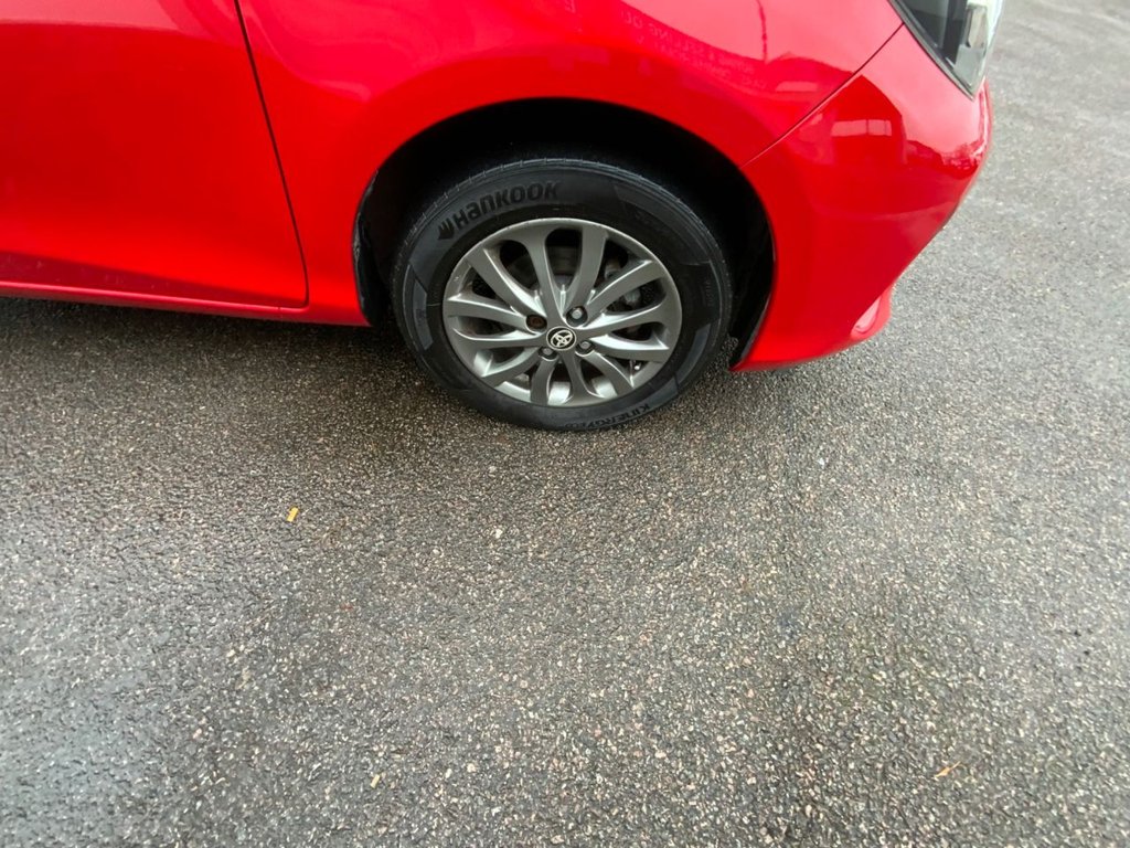 Used Toyota Yaris 2016 for sale - 76396258: Photo 38