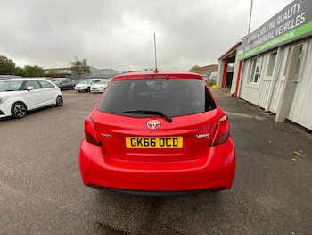 Used Toyota Yaris 2016 for sale - 76396258: Photo
