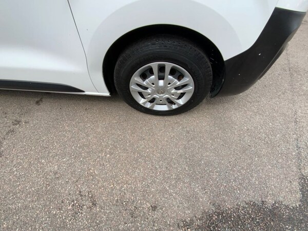 Used Vauxhall Vivaro 2021 for sale - 75221150: Photo 32