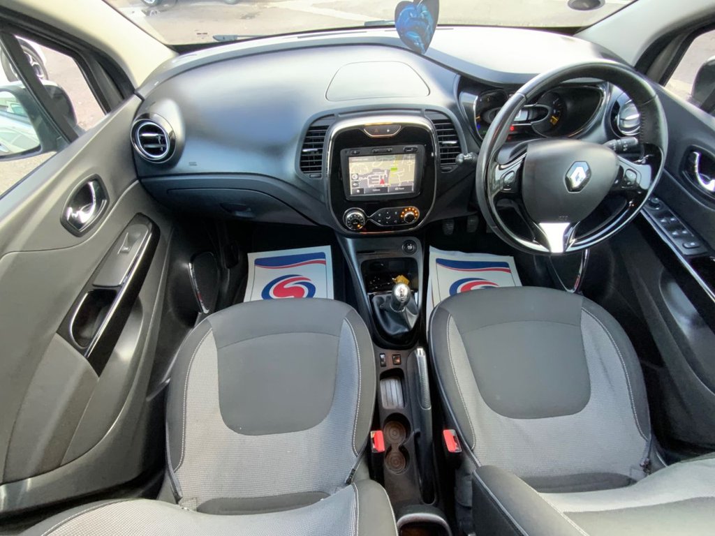 Used Renault Captur 2015 for sale - 76617492: Photo 2