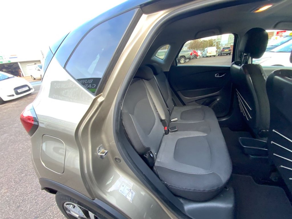 Used Renault Captur 2015 for sale - 76617492: Photo 28