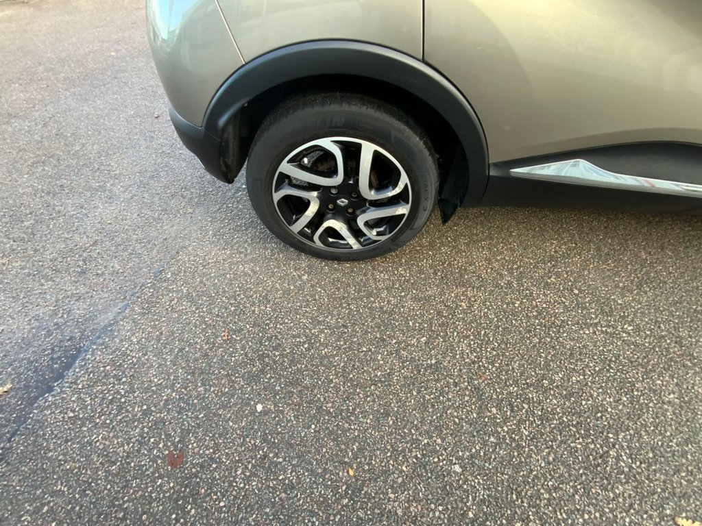 Used Renault Captur 2015 for sale - 76617492: Photo 41