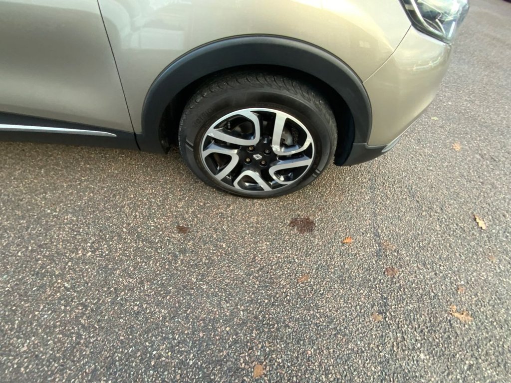 Used Renault Captur 2015 for sale - 76617492: Photo 42