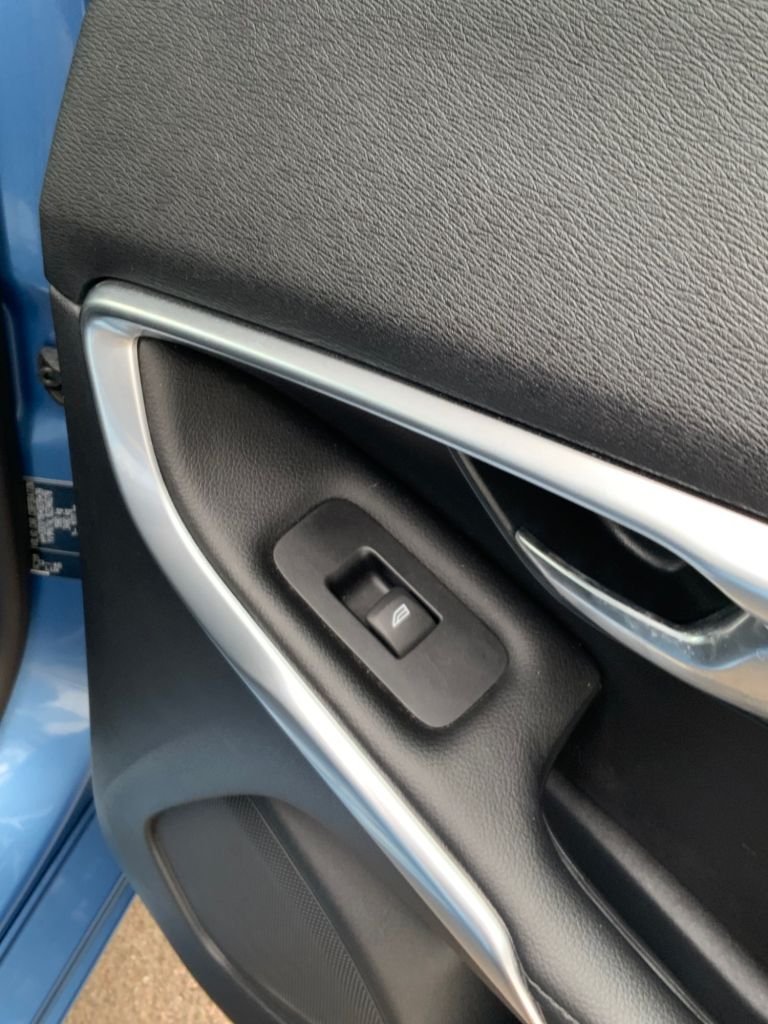 Used Volvo V40 2016 for sale - 78003081: Photo 19