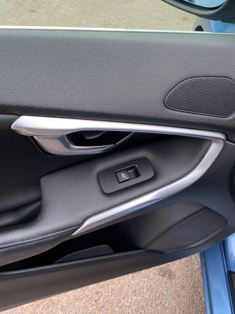 Used Volvo V40 2016 for sale - 78003081: Photo 28