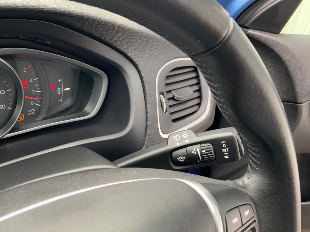 Used Volvo V40 2016 for sale - 78003081: Photo 33