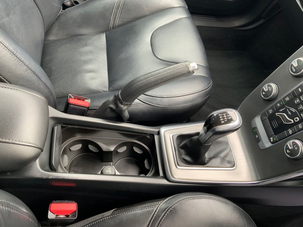 Used Volvo V40 2016 for sale - 78003081: Photo 38