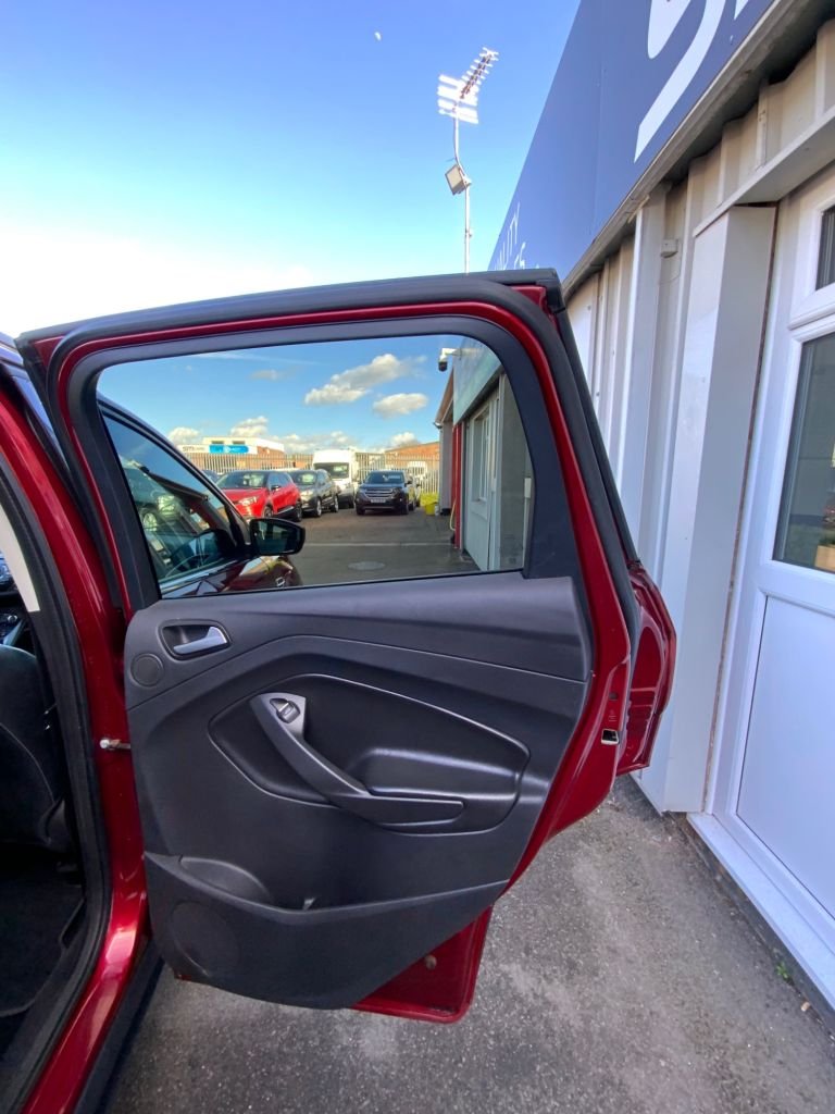 Used Ford Kuga 2015 for sale - 78030592: Photo 18