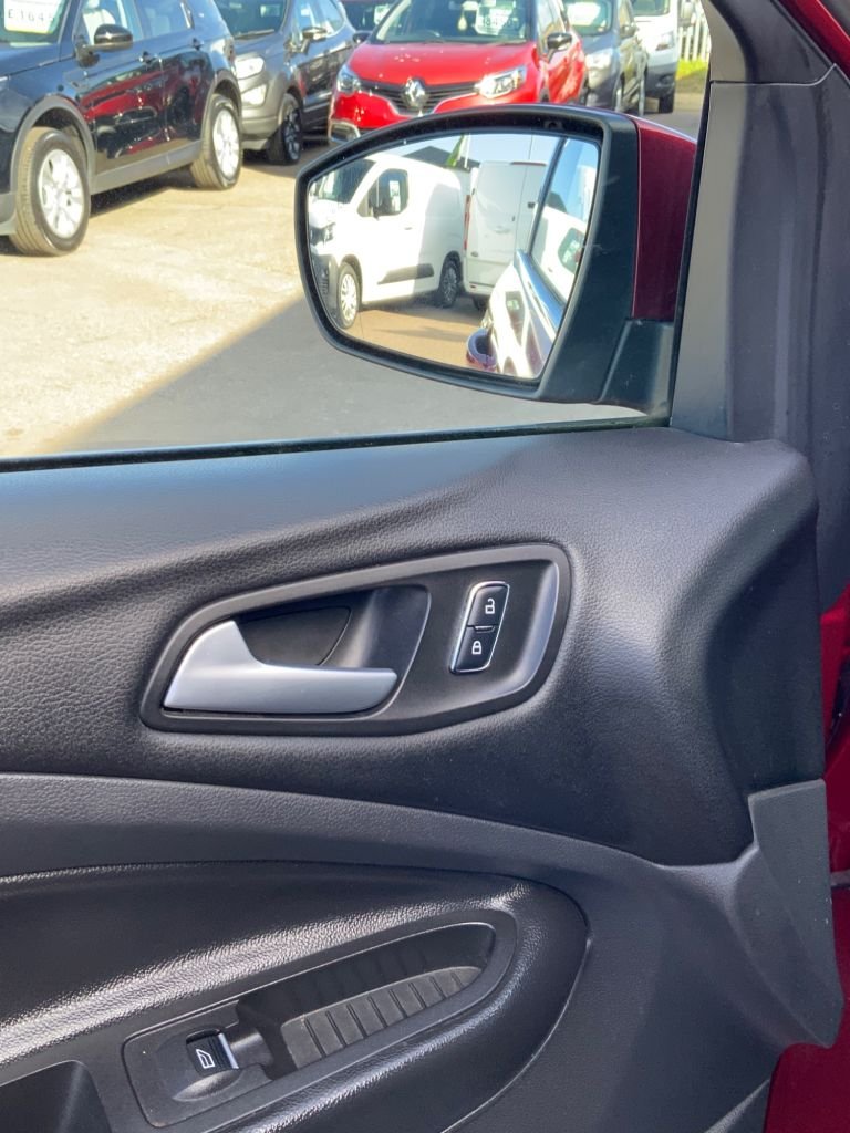 Used Ford Kuga 2015 for sale - 78030592: Photo 34