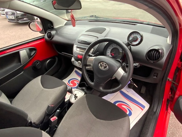 Used Toyota AYGO 2013 for sale - 76235812: Photo 14