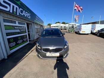 Used Kia Carens 2016 for sale - 79385217: Photo