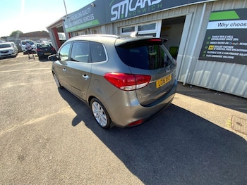 Used Kia Carens 2016 for sale - 79385217: Photo