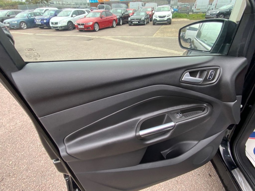 Used Ford Kuga 2017 for sale - 76256491: Photo 25