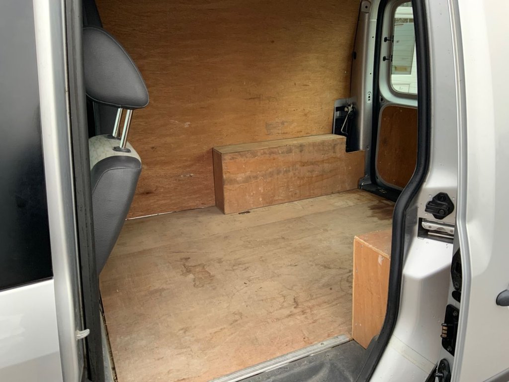 Used Volkswagen Caddy 2013 for sale - 77990943: Photo 12