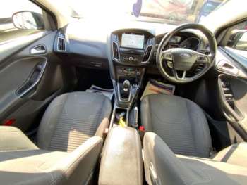 Used Ford Focus 2017 for sale - 74237342: Photo