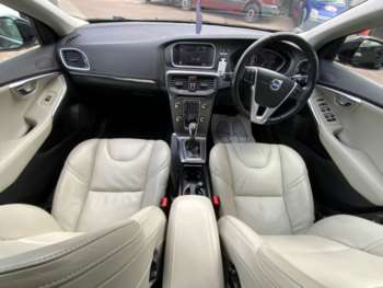 Used Volvo V40 2013 for sale - 75111396: Photo