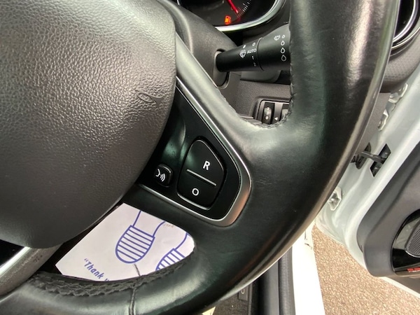 Used Renault Clio 2019 for sale - 74844344: Photo 17