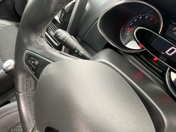 Used Renault Clio 2019 for sale - 74844344: Photo 24